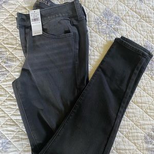 AE faded black Jeggings NWT
